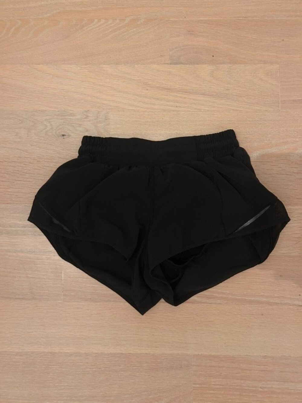 Lululemon Hotty Hot Shorts in black